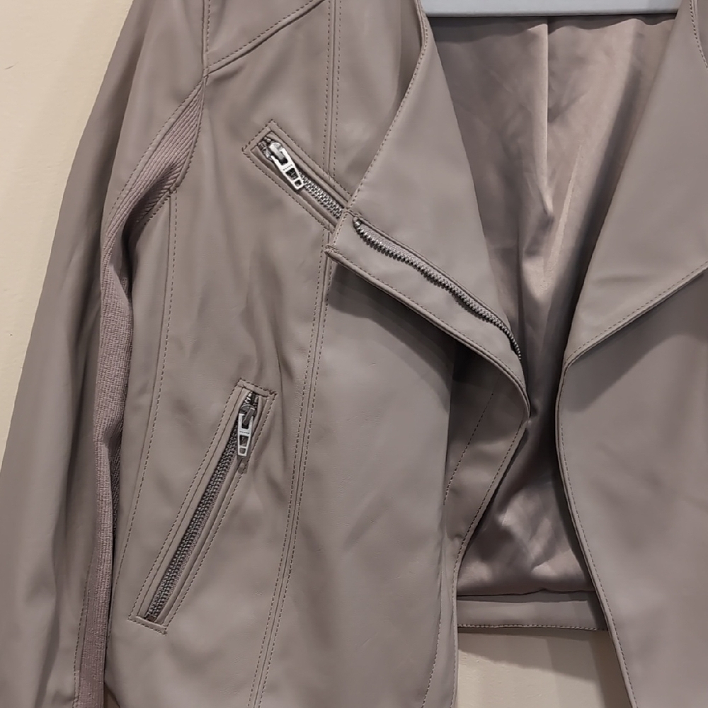 Blank NYC Gray Leather Jacket Sporty Collection - Picture 3 of 7